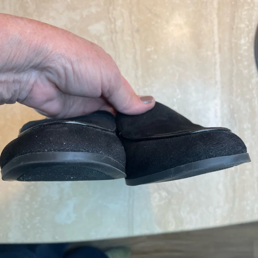 Me Too Black Suede Loafers Flats - Picture 7 of 7